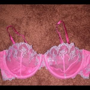 Victoria Secrets bra